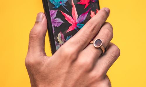 Choosing mobile phones cases for protection and design?